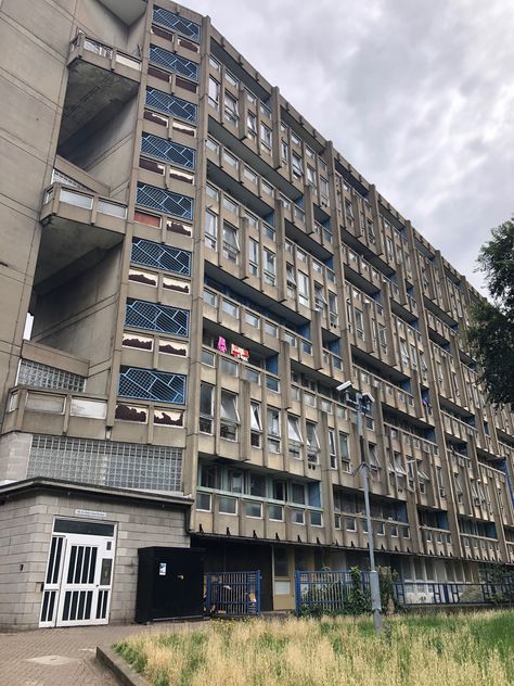 Robin Hood Gardens estate, Tower Hamlets, East London - Aug 19. Tower Hamlets, Garden Estate, Robin Hood, East London, United Kingdom, Multi Story Building, England, Tower, London