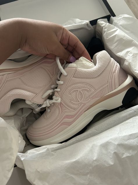 Pink Chanel Sneakers, Chanel Pink Shoes, Chanel Sneakers Outfit Black Women, Cute Running Shoes, Designer Shoes Women, Pretty Sneakers, Chanel Sneakers, Trendy Shoes Sneakers, Jordan Shoes Girls