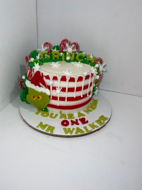 Grinch Smash Cake, Smash Cakes, Smash Cake, Baby Cake, Cake Smash, 1st Birthday Parties, Grinch, 1st Birthday, Birthday Parties