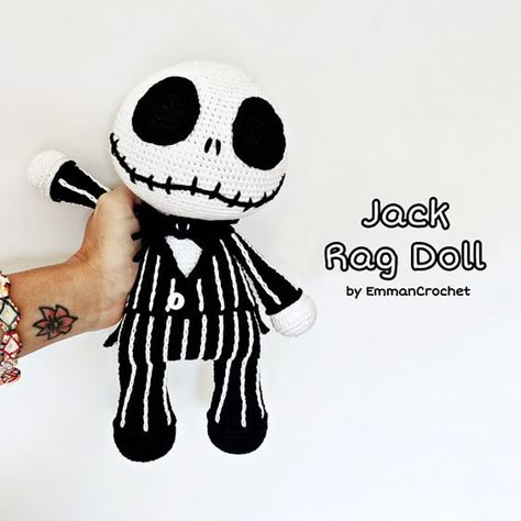 Jack Rag Doll pattern by Emman Crochet Crochet Seasonal, Disney Crochet Pattern, Scrap Crochet, Crochet Candy, Halloween Amigurumi, Fall Crochet Patterns, Easy Crochet Animals, Crochet Halloween, Crochet Disney