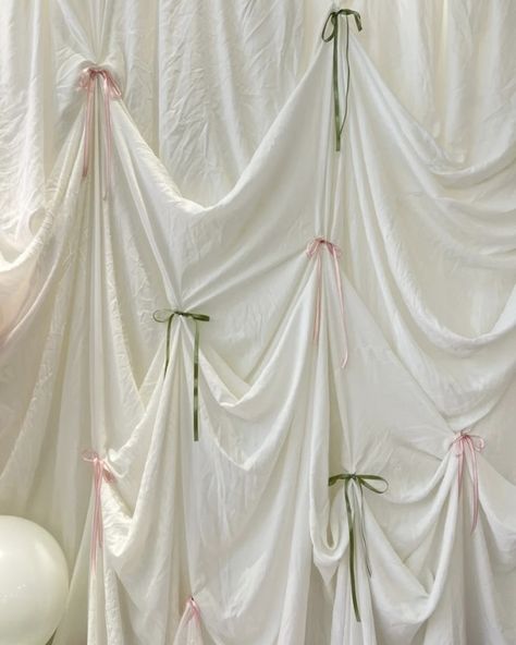 30 Ceremony Backdrop Ideas | Creative Ideas For Your Ceremony Background Coquette Backdrop, Bow Backdrop, Ceremony Backdrop Ideas, Ribbon Aesthetic, Ceremony Background, Photoshoot Backdrops, Bow Wedding, Backdrop Ideas, Bo Peep