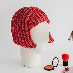 Free Crochet Halloween Wig pattern with DMC Natura XL. Easy Halloween DIY ideas from Commonthread by DMC. Crochet Wig Pattern, Halloween Yarn, Yarn Wig, Crochet Costumes, Crochet Wig, Debbie Macomber, Crochet Halloween, Mode Crochet, Bonnet Crochet