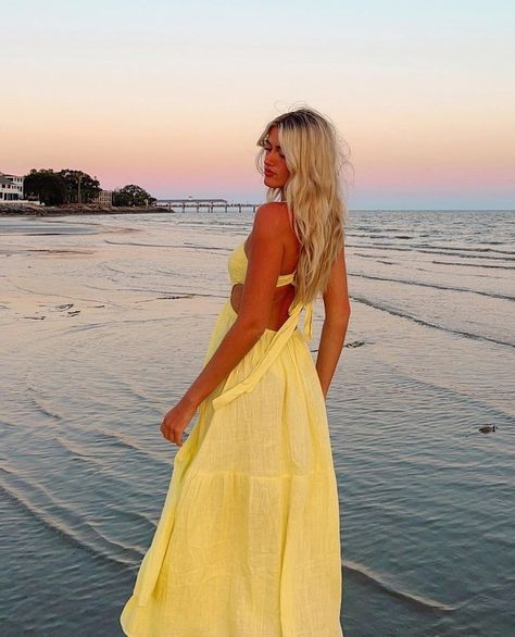 Summer Dress Photos, Sundress Beach Photoshoot, Beach Maxi Dress Photoshoot, Beach Pics In Dress, Beach Photoshoot Long Dress, Sundress Pictures, Beach Dress Pictures, Beach Pictures Dress, Beach Flicks