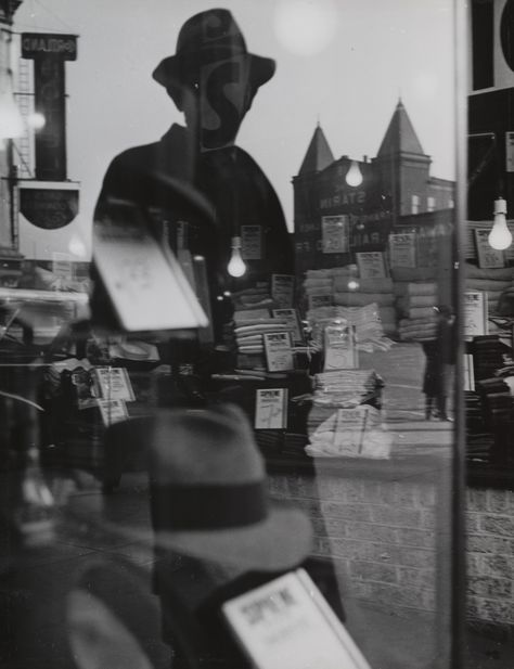 Lee Friedlander, Social Realism, Double Exposition, Window Reflection, Diane Arbus, New York School, Getty Museum, Photography Lessons, Lower East Side