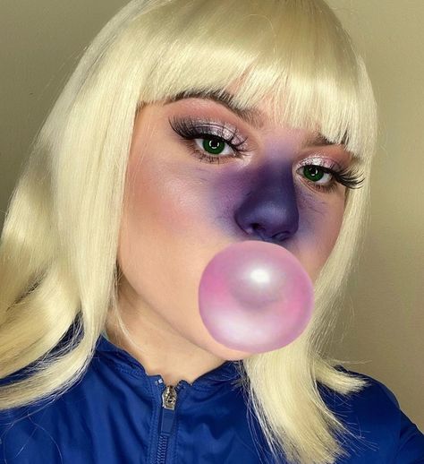 Violet Beauregarde Costume Pregnant, Violet Bauregaurde Costume, Violet Makeup Willy Wonka, Violet Boregard Costume, Violet Costume, Blueberry Girl, Pregnancy Costumes, Shark Toy, Creepy Halloween Makeup