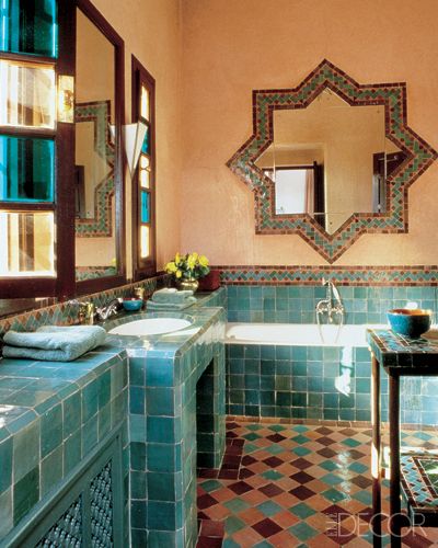 Southwestern style bathroom using Talavera Tiles: http://www.lafuente.com/Tile/Talavera-Tile/ Moroccan Bathroom, Style Marocain, Eclectic Bathroom, Moroccan Homes, Moroccan Interiors, Talavera Tiles, Bad Design, Moroccan Design, Moroccan Decor