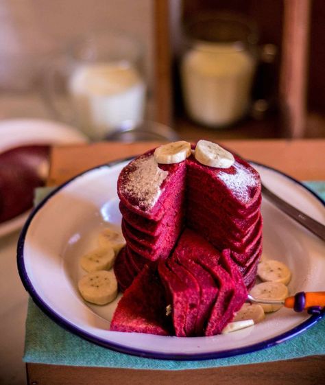 Blw Foods, Beetroot Pancakes, Pancakes For Kids, Beetroot Recipe, Pink Pancake, Beetroot Recipes, Banana Oat Pancakes, Delicious Pancakes, Salty Cake