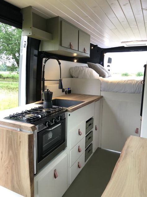 Camper Van Cabinet Ideas, Dodge Sprinter Van Conversion, Rv Desk, Skoolie Ideas, Kitchen Design Black, Camper Interior Design, Tiny House Camper, Life Essentials, Kitchen Water