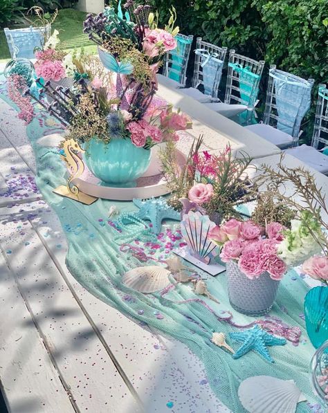 Sea Party Ideas Ocean Themes, Ocean Birthday Table Decorations, Beach Mermaid Party, Mermaid Party Table Setting, Seashell Birthday Decorations, Beach Aesthetic Birthday Party, 3rd Birthday Ocean Theme, Seashell Theme Birthday Party, Aesthetic Mermaid Birthday Party