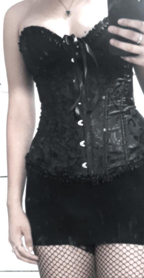 Corset Aesthetic, Drag Show, Photos For Instagram, Trad Goth, Black Corset, Nightingale, Clothes Jewelry, New Clothes, Gothic Fashion