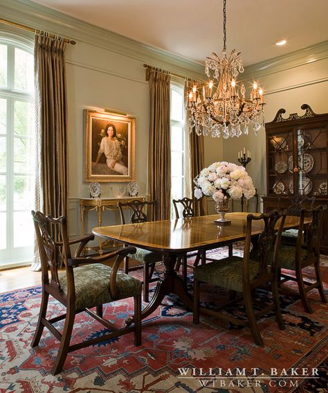 Stately Home Dining Room, Colonial Formal Dining Room, Traditional French Interior Design, Classic English Dining Room, German Dining Room, European Dining Room Design, Victorian Homes Interior Dining Rooms, Posh Dining Room, Farmhouse Interior Dining Room