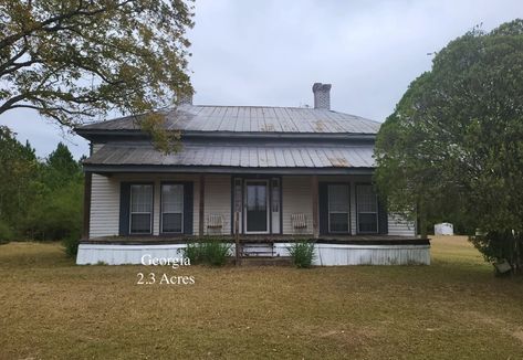 Under $75K Thursday - Circa 1920 Georgia Farmhouse For Sale on 2.3 Acres $85K Georgia Farmhouse, Tiled Bath, Georgia House, Wood Walls, Story Board, Elm Street, Metal Roof, Porch Ideas, West Elm