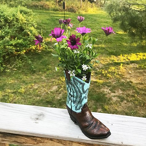 Repurposed Cowboy Boot Planter   Turn a cowboy boot vase into a real planter!       I found this polyresin cowboy boot at a hobby store. It reminds me of our rustic wedding decor. It would have fit in perfectly. Apparently it is intended to be a vase. Cowboy Boot Crafts Projects, Cowboy Boot Planter Ideas, Boot Planter Ideas, Cowboy Boot Planter, Fair Decorations, Cowboy Boot Vase, Cowboy Boot Crafts, Upcycled Planters, Old Cowboy Boots