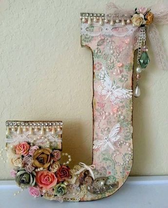 Wood Crafts Ideas, Shabby Chic Letters, Shabby Chic Desk, Shabby Chic Chairs, Shabby Chic Painting, Scrap Wood Crafts, Shabby Chic Living, Chic Bedding, Romantic Shabby Chic