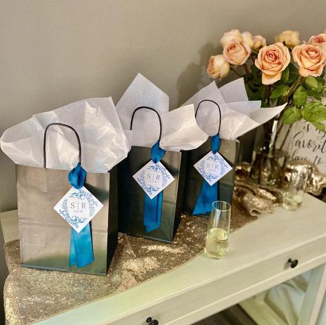 Wedding Guest Gift Bags Hotels, Wedding Hotel Gift Bags, Wedding Guest Gift Bag, Gift Bag Wedding, Wedding Guest Bags, Guest Gift Bags, Marriage Retreats, Hotel Welcome Bags, Wedding Welcome Gifts