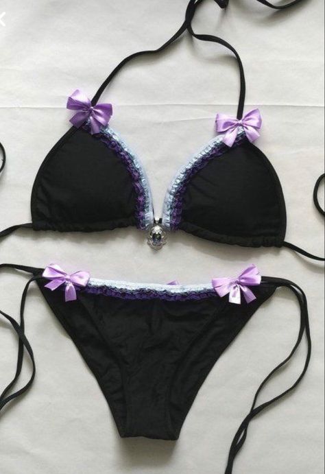 Emo Harajuku, Kelly Eden, Black Brazilian, Emo Girl, Harajuku Outfits, Cute Bathing Suits, Princess Outfits, Cute Swimsuits, Cute Bikinis