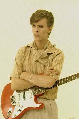 The Guitars Of David Bowie | MyRareGuitars.com Ziggy Played Guitar, Moonage Daydream, Bowie Starman, Goblin King, Major Tom, Guitar Players, Ziggy Stardust, Pop Rock, Glam Rock