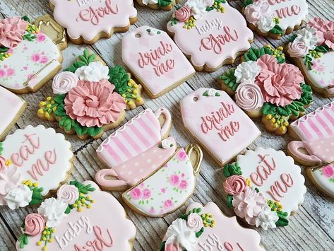 Erica De La Fe on Instagram: “Tea party baby shower set. #teaparty #teapartycookies #babyshowercookies” Tea Cup Cookies, Tea Party Cookies, Destination Bachelorette, Teapot Cookies, Tea Bridal Shower, Cookies Wedding, Bridal Shower Tea Party, Bridal Tea Party, Party Cookies