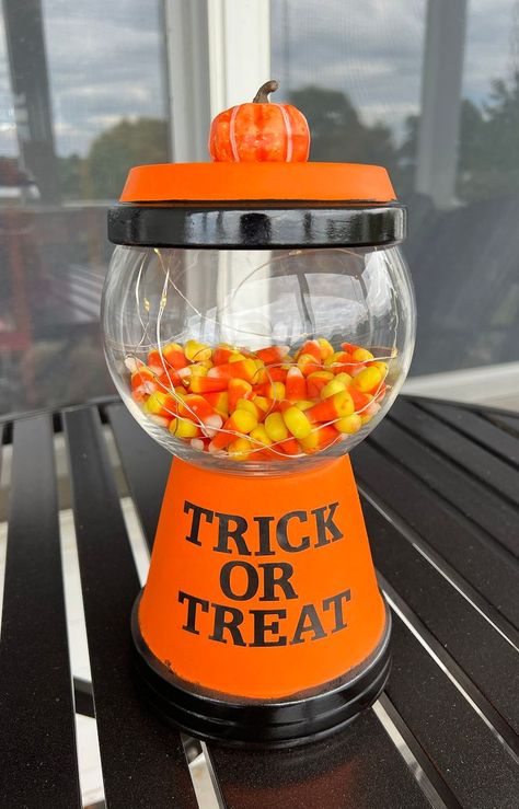 easy DIY spooky candy jar 🎃 this arts and crafts hack shows how to turn a planter into the most amazing candy jar for halloween | Brooklyn B | Brooklyn B · Original audio Diy Fall Candy Jars, Candy Jars Diy, Halloween Candy Jar, Diy Halloween Candy, Sellable Crafts, Spooky Candy, Bubble Gum Machine, Mexican Wedding Cookies, Fall Candy