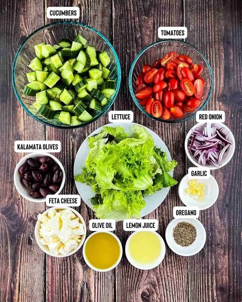 Diy Greek Salad, How To Make A Greek Salad, Mediterranean Salad Video, How To Make Greek Salad, Easy Vegetarian Salad Recipes, Creek Salad Recipes, Salads For Breakfast, Viral Tik Tok Salad, Easy Greek Salad Recipes