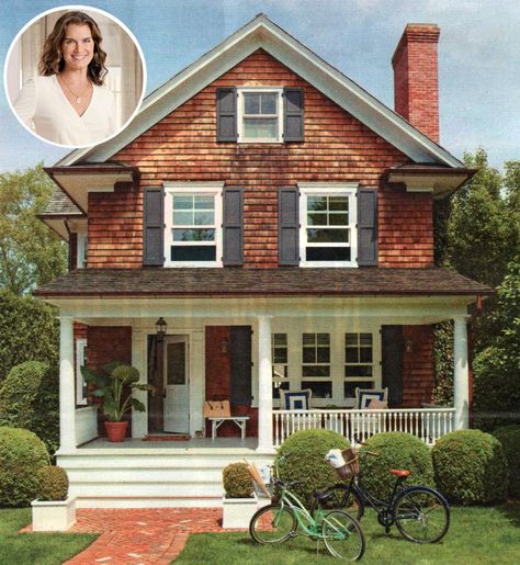 How Brooke Shields Decorated Her House in the Hamptons | Hooked on Houses | Bloglovin' House In The Hamptons, Brown House, Casas The Sims 4, Casas Coloniales, Hamptons House, Cute House, Style At Home, House Goals, Pretty House