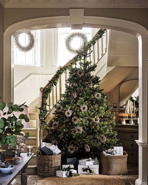 Have Yourself A Merry Christmas: 75 Ho-Ho-Holiday Decor Ideas Stairs Renovation, Christmas Wreaths & Garlands, Berry Garland, Diy Stairs, White Company, The White Company, Christmas Tree Lighting, Place Settings, Fairy Lights