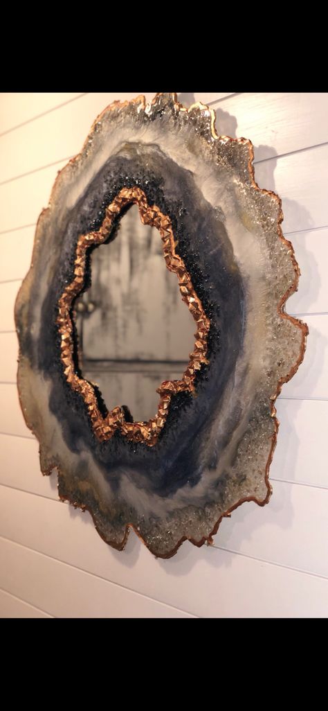 Resin On Mirror, Resin Mirror Art, Geode Mirror, Mirror Resin, Resin Mirror, Geode Decor, Mirror Home Decor, Art Mirror, Resin Geode