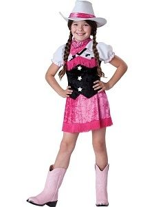 Sheriff Callie's Wild West Kids Costumes & ideas Cute Cowgirl Costume, Flintstones Characters, Cowgirl Costume Kids, Cowgirl Halloween Costumes, Traje Cowgirl, Mom Costume, Cowgirl Halloween Costume, Stormi Webster, Characters Halloween