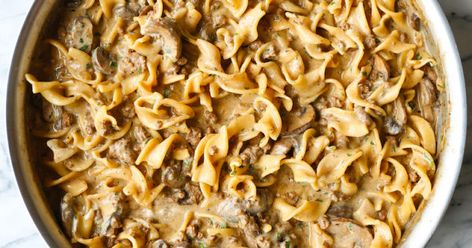 Beef Stronganoff, Beef Stroganoff Instant Pot, Hamburger Helper Stroganoff, One Pot Beef Stroganoff, Beef Stroganof, Stroganoff Beef, Beef Stroganoff Recipe, Potted Beef, Stroganoff Recipe