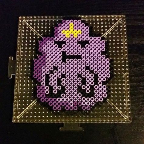 Lsp Adventure Time, Adventure Time Perler Beads, Peter Beads, Mario Christmas, Melt Beads Patterns, Lumpy Space, Lumpy Space Princess, Space Princess, Perler Ideas