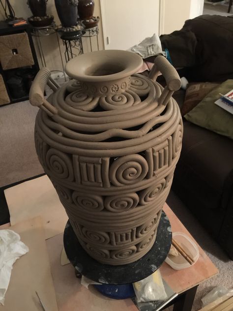 Large negative space coil pot Large Coil Pots Pottery Ideas, Large Coil Pots, Coils Pottery, Coil Pot Ideas Ceramics, Creative Coil Pots, Negative Space Pottery, Ceramics Coil Projects, Coil Pot Ceramics, Coil Vessels Ideas