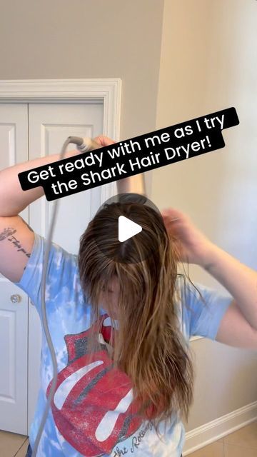 The Shark HD112BRN Hair Blow Dryer HyperAIR Ionic Hair Dryer is the most amazing dryer for thick and long hair. No damage, all in one and comes with different attachements. Shark Flexstyle Hair Dryer, Shark Flex Styler Hair, Shark Blow Dryer Tutorial, Shark Blow Dryer, Shark Hair Dryer Tutorial, Shark Hairdryer, Shark Dryer, Shark Flex Style Hair Tutorial, Shark Hair Dryer