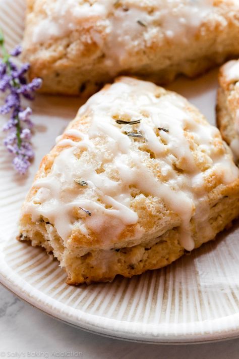 Using my favorite scones recipe, you can make bakery-style lavender scones at home. Dried lavender adds lovely flavor without tasting overpowering. Dried Lavender Recipes, Spring Baking Recipes, Lavender Scones, Blackberry Lavender, Spring Flavors, Buttermilk Scones, Drop Scones, Lemon Poppyseed Bread, Lavender Cake