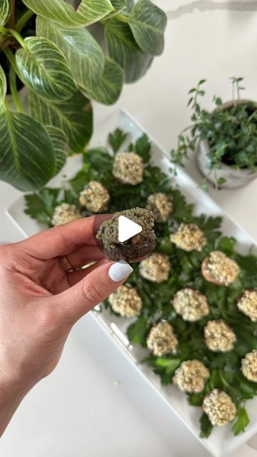 Maxine Sharf on Instagram: "Crispy stuffed mushrooms✨ . For the Mushrooms + Filling:▪️4 Slices Bacon▪️1 lb. Small White Button or Cremini Mushrooms▪️1/4 Cup Parsley, minced▪️1 Clove Garlic, minced▪️4 oz. Cream Cheese, softened▪️3 Tbsp Italian Breadcrumbs▪️3 Tbsp Parmesan▪️1/4 tsp Kosher Salt▪️1/4 tsp Pepper▪️ . For Topping:▪️1/3 Cup Panko Breadcrumbs▪️2 Tbsp Butter, Melted▪️Salt & Pepper▪️ . 🌱Vegan Modification: Sub in plant based cream cheese for cream cheese, nutritional yeast for parmesan, olive oil for butter, and leave out the bacon (add extra plant based cream cheese in place of bacon) . 1️⃣ Preheat oven to 400°F and grease a baking sheet 2️⃣ In a large pan over medium heat, cook bacon until crispy (flipping halfway through), drain on a paper towel and then finely chop and place in Plant Based Cream Cheese, Quick Apps, Italian Breadcrumbs, Cremini Mushrooms, Nutritional Yeast, Kosher Salt, Parsley, Baking Sheet, Bread Crumbs