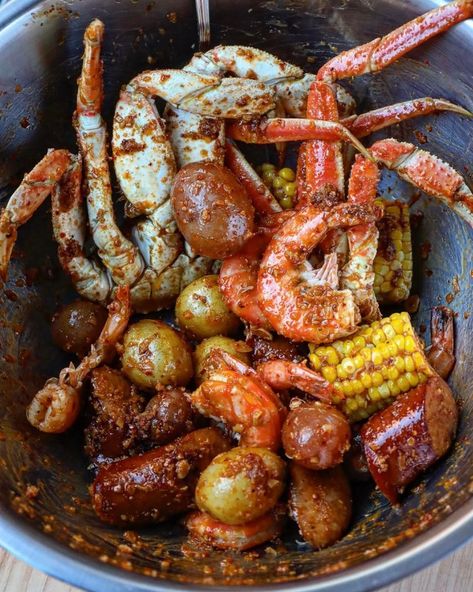 Garlic Seafood Boil, Seafood Boil Recipe, Boil Recipes, Seafood Boil Recipes, Spiced Butter, Boiled Food, Garlic Noodles, Dungeness Crab, Seafood Boil