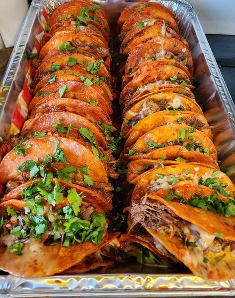 Birria Tacos Recipe Wedding Food Ideas Mexican, California Mexican Food, Biria Taco, Bria Tacos, Wedding Tacos, Birra Tacos, Mexican Food Tacos, Birria Tacos Recipe, Tacos At Home