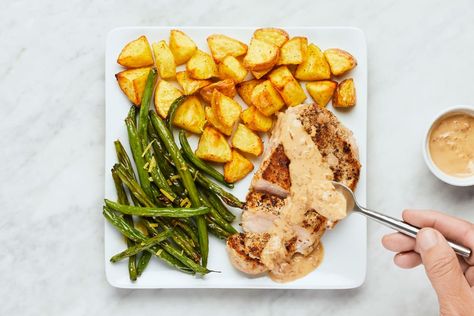 Simple, convenient, and delicious: that’s what’s in store with our Steakhouse Pork Chops recipe, made with pre-measured, high-quality ingredients. Steakhouse Pork Chops, Hello Fresh Pork, Steak Spice, Hello Fresh Recipes, Fresh Recipes, Desserts Menu, Chops Recipe, Pork Chop, Hello Fresh