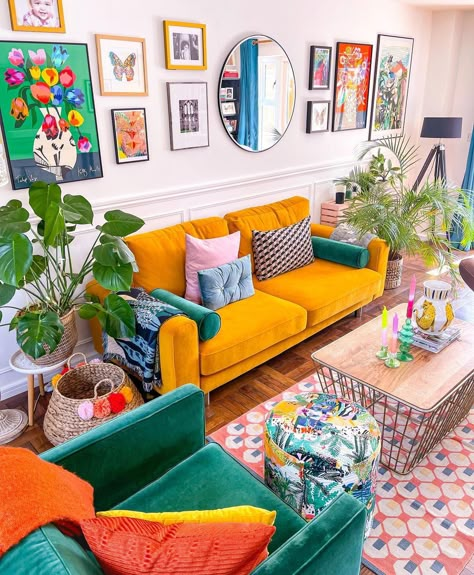 Colourful Living Room Decor, Colourful Living Room, 아파트 인테리어, Maximalism, Apartment Inspiration, Farmhouse Chic, Living Room Inspo, Eclectic Home, House Decoration