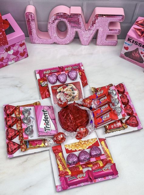 Fe Gifts, Candy Grams, Valentine Baskets, Diy Valentine's Day Decorations, Valentines Gift Ideas, Valentines Gift Bags, Valentines Gift Box, Valentine Gifts For Kids, Valentine's Ideas