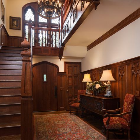 Tudor Manor - William T. Baker | Award-Winning Classical Residential Designer Manor Staircase, Tudor Decor, Tudor Manor, Manor Interior, Victorian Interiors, Tudor Style Homes, Homes Modern, Tudor House, Tudor Style