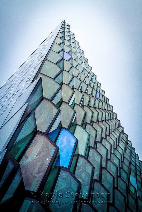 Harpa Concert Hall, Reykjavík, Iceland. Architectural visualizations. CG exterior visualizations. 3D images. Architecture Futuristic, متحف فني, Harpa Concert Hall, Building Green, Futurist Architecture, Architecture Cool, Architecture Unique, Dynamic Lines, Future Buildings