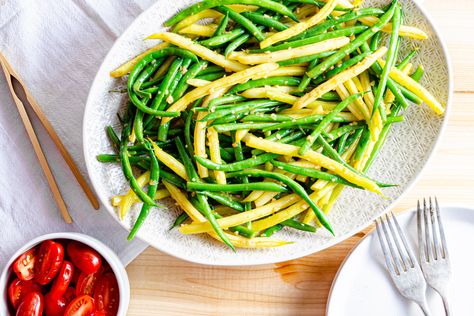 Garlicky Green Bean Salad | The Frayed Apron Yellow Beans Recipe, Smoked Beef Short Ribs, Yellow Beans, Green Bean Seeds, Garlicky Green Beans, Green Beans Side, Green Beans Side Dish, Green Bean Salad, Garlic Marinade