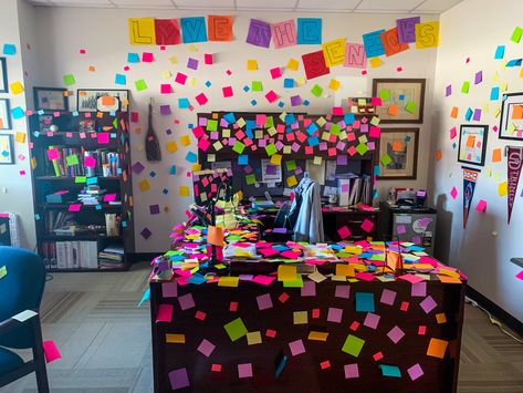 Sticky Note Senior Prank, Principal Pranks, Senior Year Event Ideas, Good Senior Pranks, High School Senior Year Ideas, Senior Events High School Ideas, Senior Prank Ideas, Best Senior Pranks, Senior Events