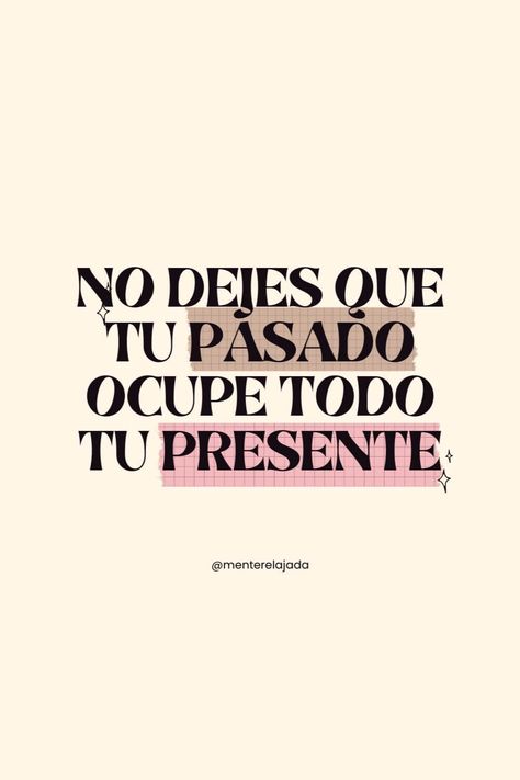 ¿No te sientes muy motivado para hacer cualquier cosa? Quizás es hora de refrescar tu mente con algunas frases motivadoras y positivas. ¡Echa un vistazo a estas 50 frases inspiradoras para levantarte el ánimo y ¡siente la emoción de la motivación! Office Quotes, Positive Phrases, Find Quotes, Motivational Stories, Inspirational Phrases, Achieving Goals, Motivational Phrases, Motivational Words, Daily Inspiration Quotes