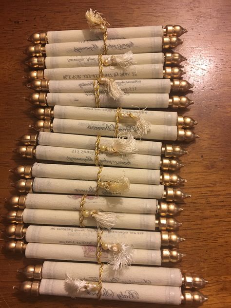 Scroll Invites Wedding, Scroll Quince Invitations, Quince Scroll Invitations, Rolled Up Quince Invitations, Roll Up Invitations, Scroll Birthday Invitations, Royal Ball Invitation Aesthetic, Quince Invitations Scroll, Scroll Quinceanera Invitations