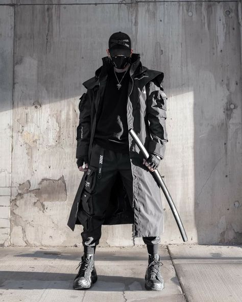 Cyberpunk Outfit Plus Size, Plus Size Techwear, Fall Cosplay Techwear Outerwear, Halloween Techwear Cosplay Outerwear, Techwear Poncho, Techwear Cloak, Leather Techwear Outerwear For Streetwear, Urban Adventure Techwear Windbreaker, Avant Garde Streetwear