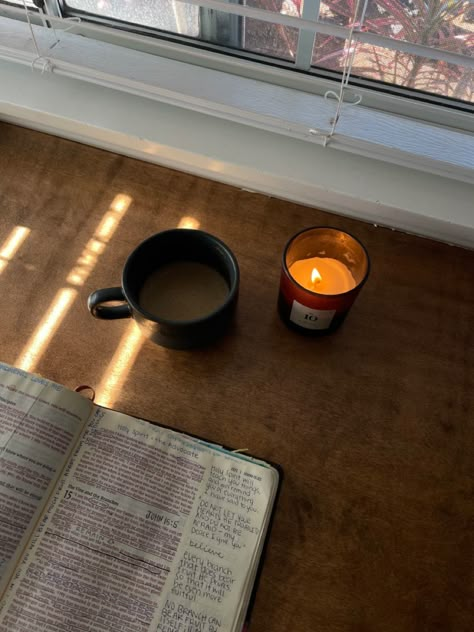 Fall Bible Reading Aesthetic, Quiet Time Bible Study, Bible Quiet Time Aesthetic, Cozy Christian Aesthetic, Quiet Time With God Aesthetic, Cozy Bible Study, Mornings With Jesus, Quiet Time Aesthetic, Morning Bible Study