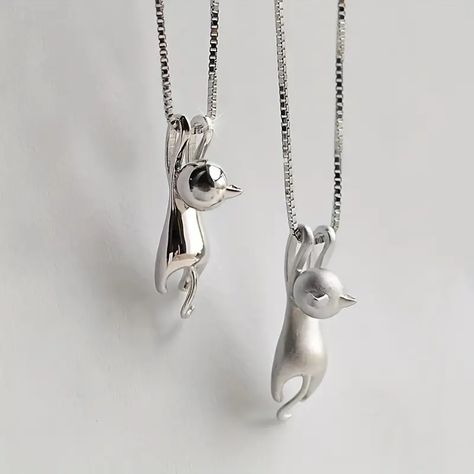 Cat Charm Necklace, Silver Cat Pendant, Cat Necklace Silver, Gatto Carino, Cat Pendant Necklace, Sweet Jewelry, Jewelry Charms Pendants, Sterling Silver Cat, Cat Pendant