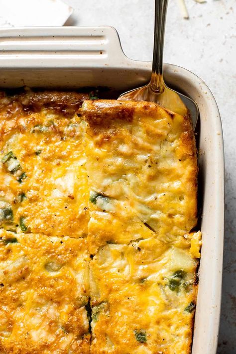 Spinach Egg Bake, Egg And Potato Breakfast, Cottage Cheese Egg Bake, Cottage Cheese Spinach, Easy Vegetarian Breakfast, Potato Egg Bake, Cheese Egg Bake, Potato Egg Casserole, Potato Breakfast Casserole