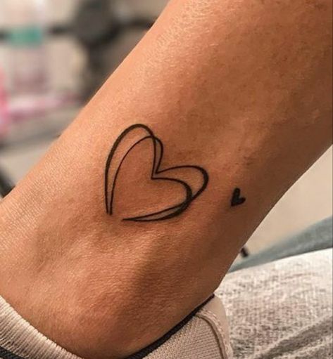 Heart Wrist Tattoos For Women, Four Hearts Tattoo, Heart Tattoo With Initials, Small Heart Tattoos For Women, 4 Hearts Tattoo, Dainty Heart Tattoo, Fineline Tattoo Ideas, Two Hearts Tattoo, Love Wrist Tattoo